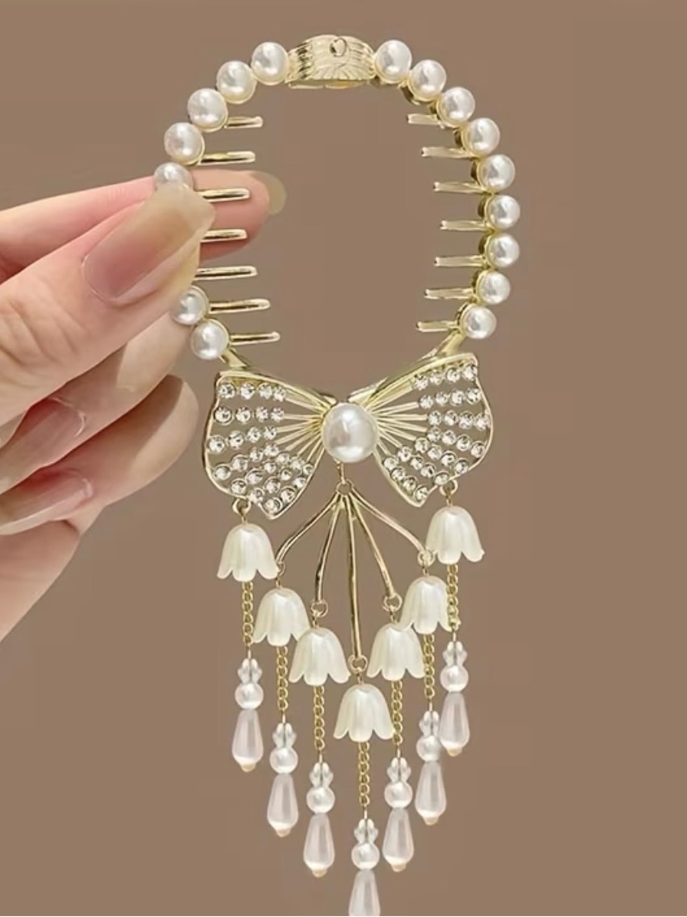 Silver Bow Tassel Hair Pin - Elegant Women’s Hair Accessory - Picture 2 of 3